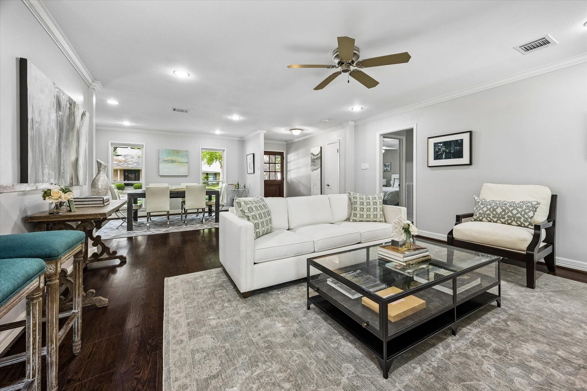 2444 Brookmere Drive, Houston, TX 77008 2444 Brookmere Drive, Houston, TX 77008