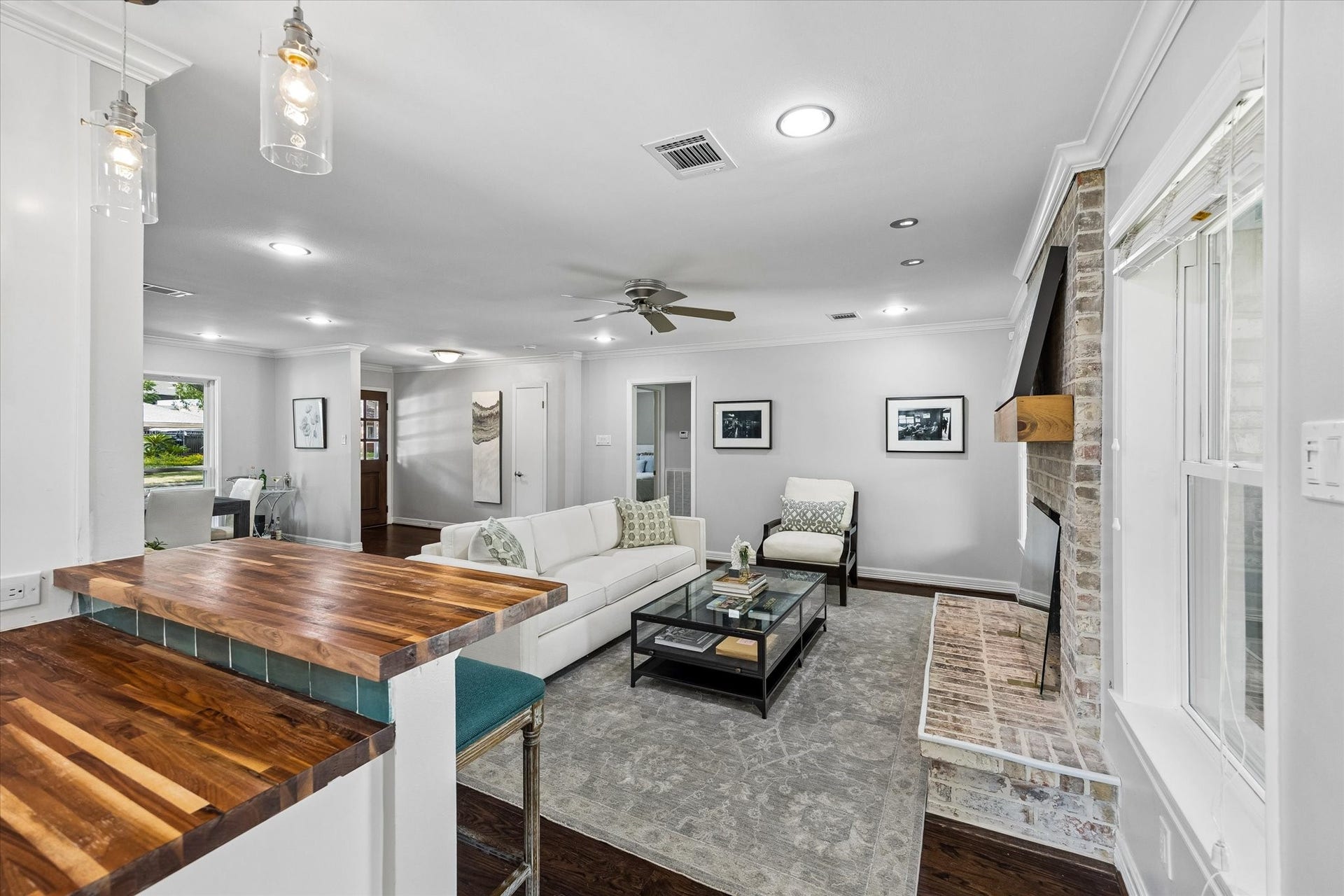 2444 Brookmere Drive, Houston, TX 77008 2444 Brookmere Drive, Houston, TX 77008