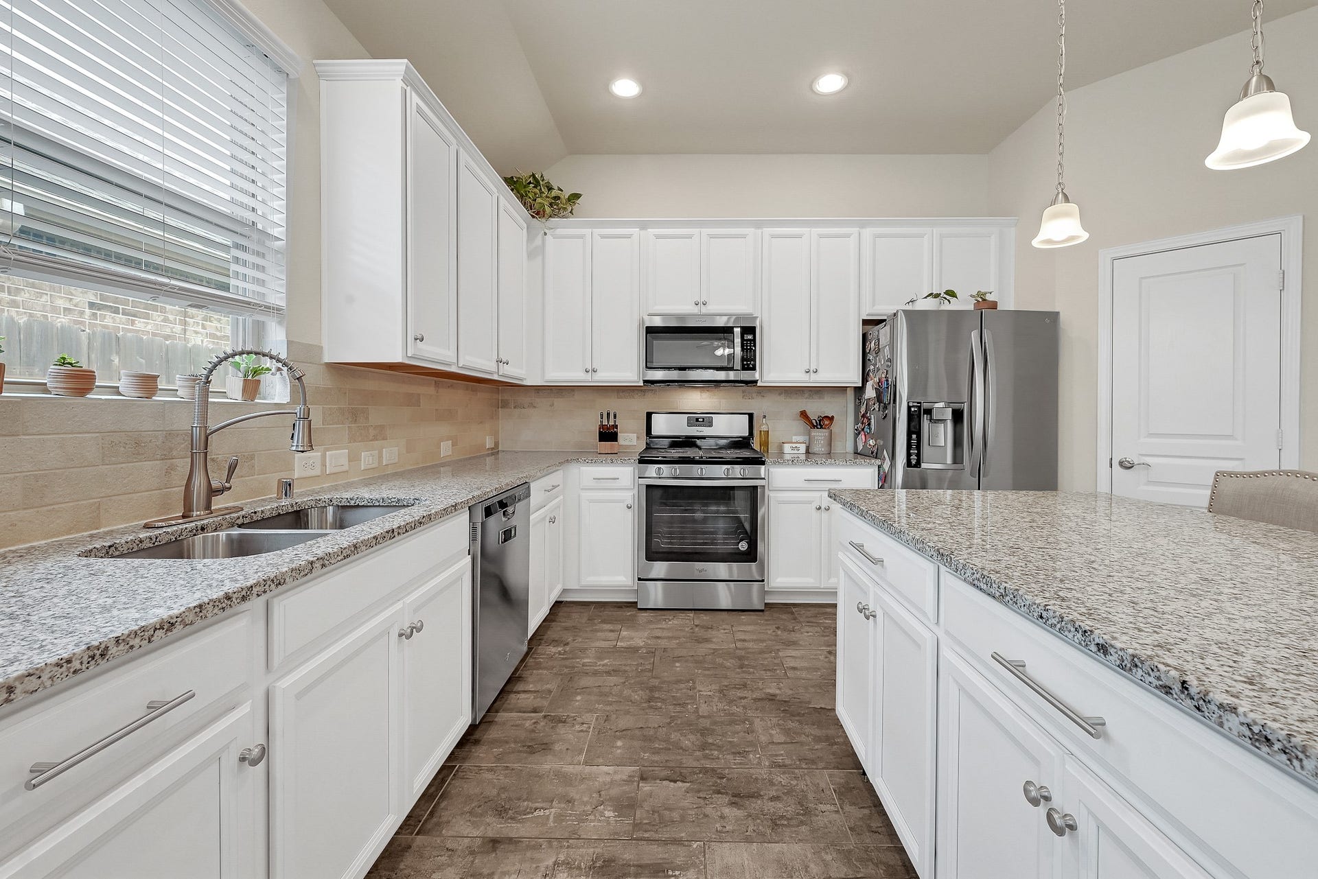 24918 Grand Sapphire Lane, Katy, TX 77493 24918 Grand Sapphire Lane, Katy, TX 77493