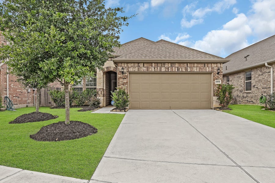 Property photo for 24918 Grand Sapphire Lane, Katy, TX