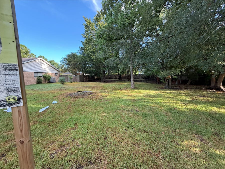 Property photo for 442 Baywood Street, Shenandoah, TX