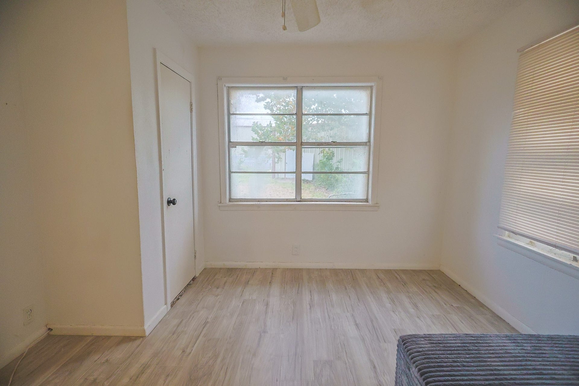 11915 County Road 458, Angleton, TX 77515