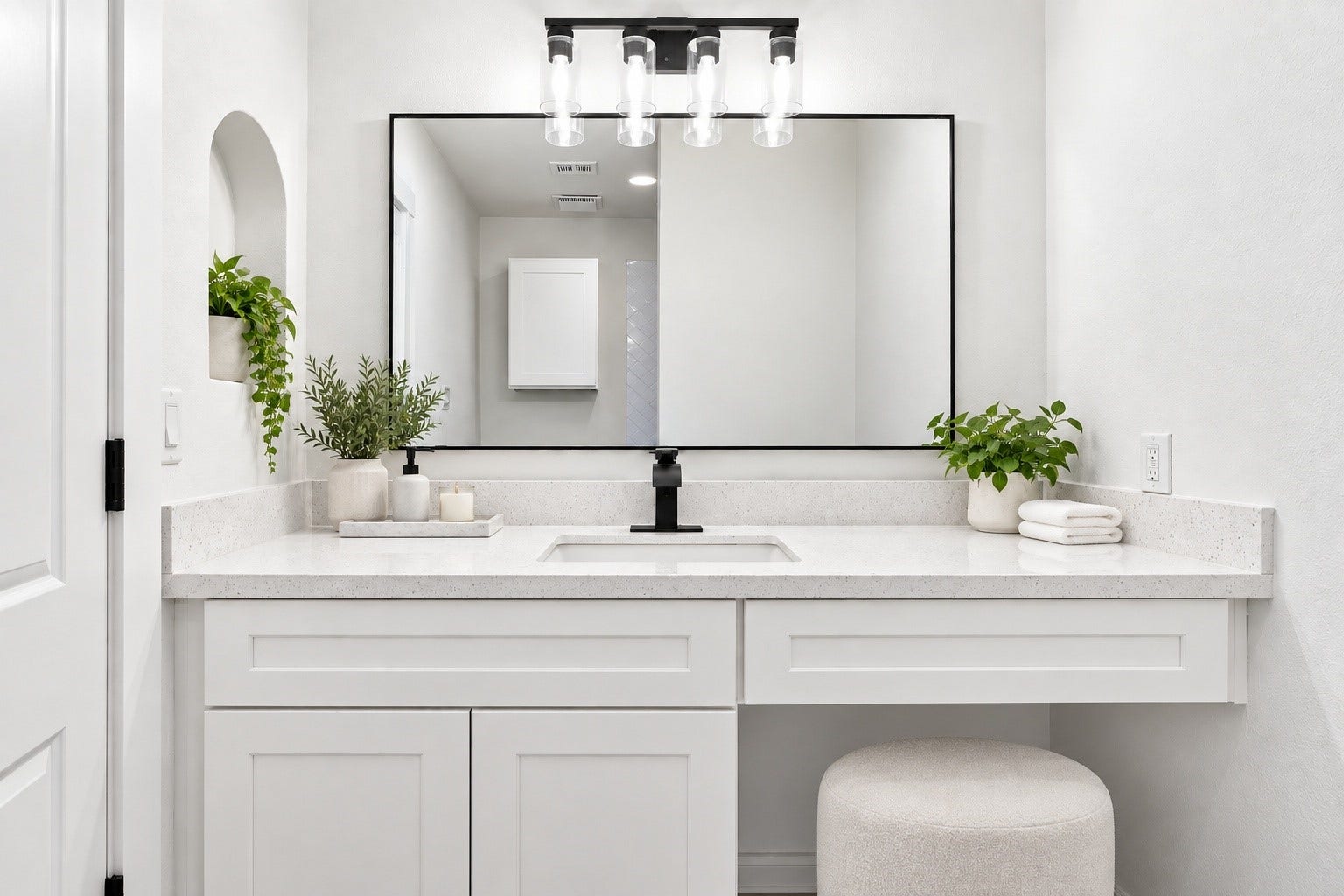 The fully updated secondary bathroom!
*This photo has been virtually staged*