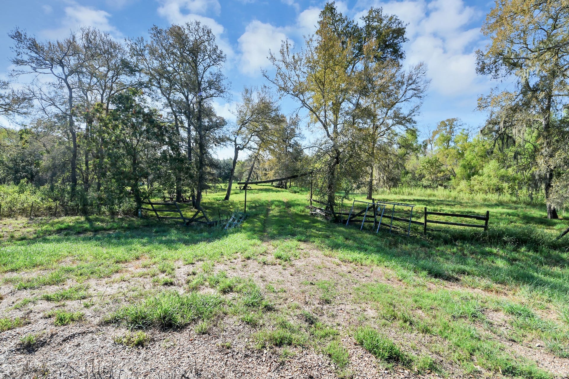 0 Laguna, Needville, TX 77461 Entrance to Lot