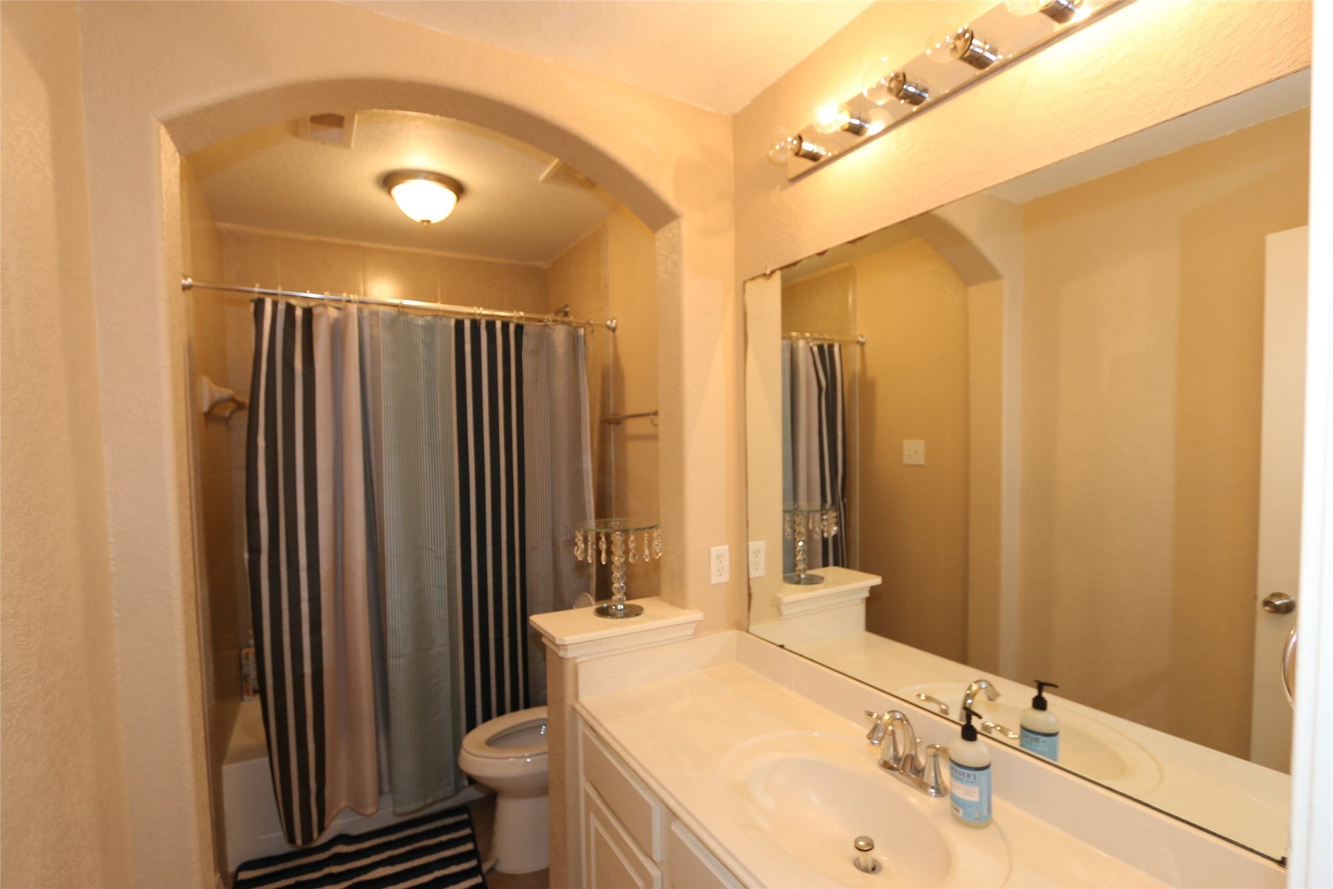 25614 Canyon Sands Lane, Richmond, TX 77406 25614 Canyon Sands Lane, Richmond, TX 77406