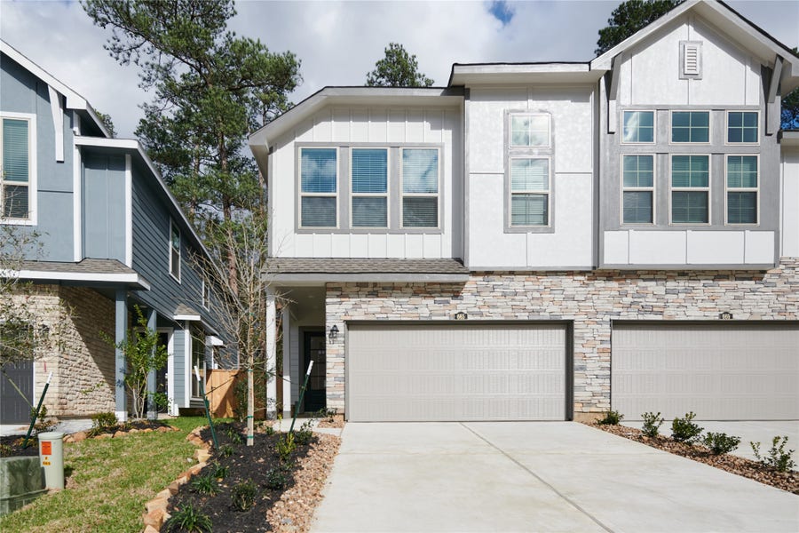 Property photo for 665 Royal Arch Drive, Conroe, TX