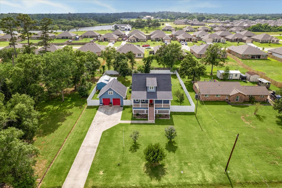 Property photo for 4424 Country Club Drive, Dickinson, TX