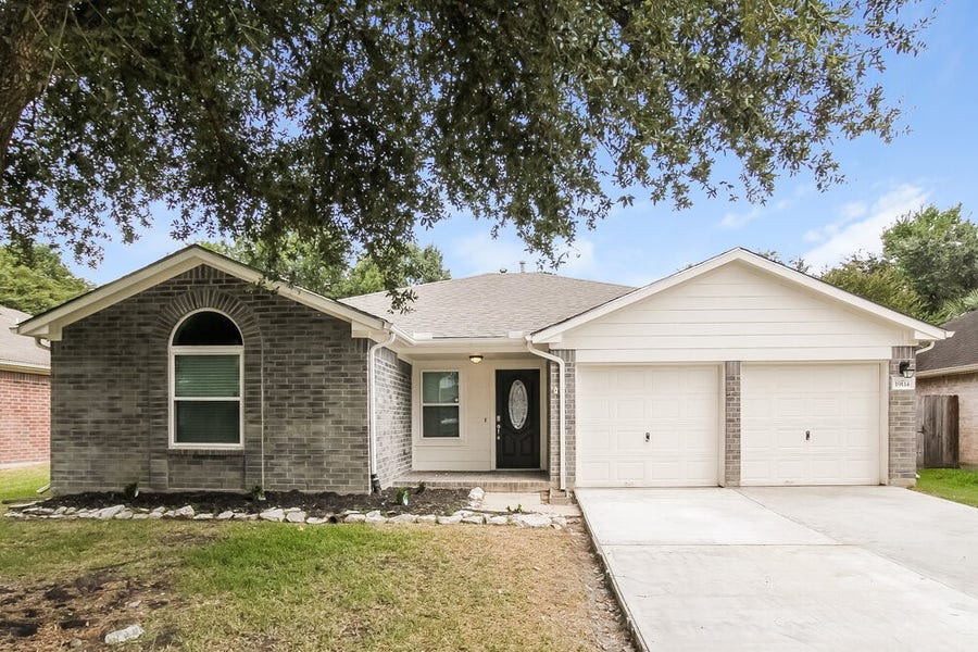 Property photo for 19114 Timber Way Drive, Humble, TX