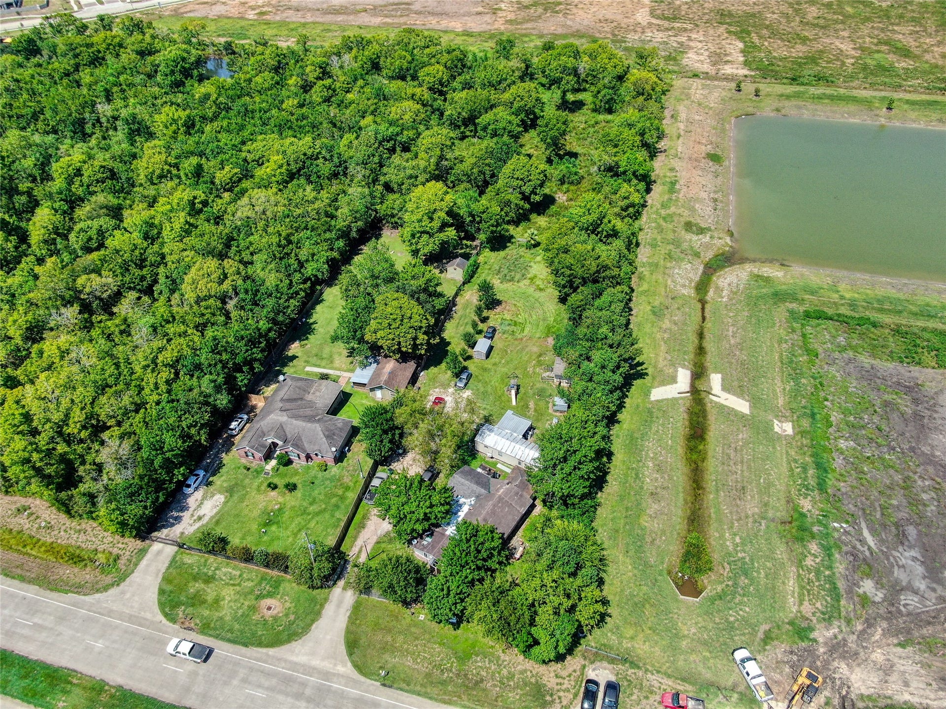 3645 County Road 58, Manvel, TX 77578 3645 County Road 58, Manvel, TX 77578