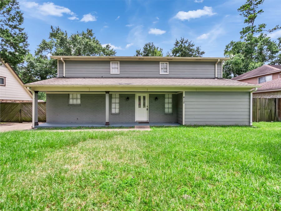 Property photo for 612 Orangewood Drive, Conroe, TX