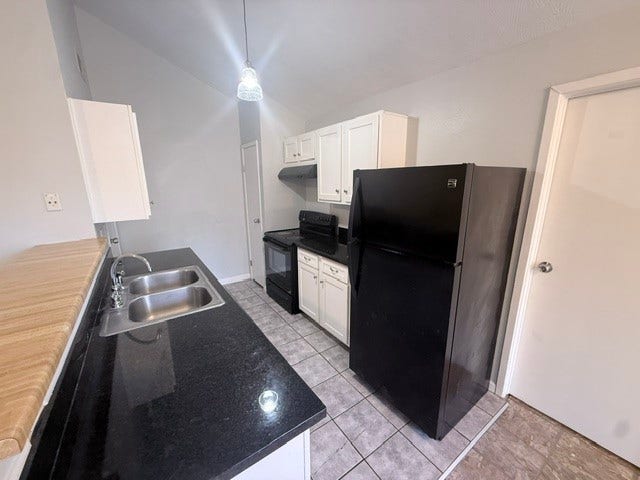 22211 Moss Falls Lane, Spring, TX 77373 22211 Moss Falls Lane, Spring, TX 77373