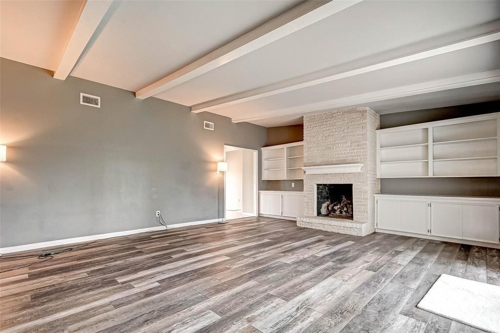 18702 Prince William Lane, Houston, TX 77058 18702 Prince William Lane, Houston, TX 77058