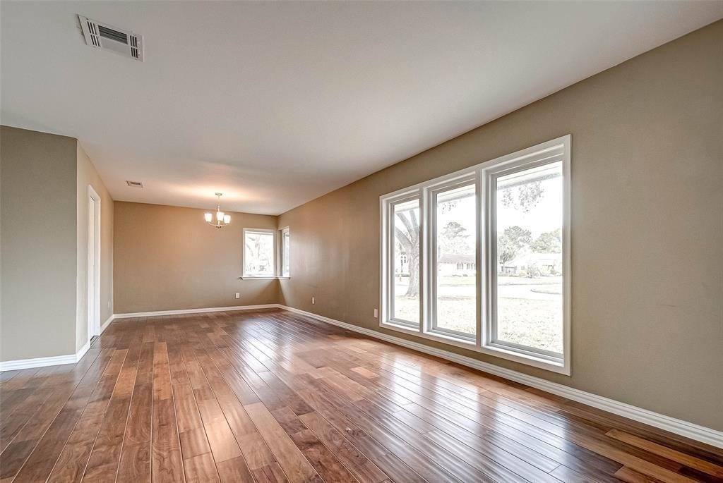 18702 Prince William Lane, Houston, TX 77058 18702 Prince William Lane, Houston, TX 77058