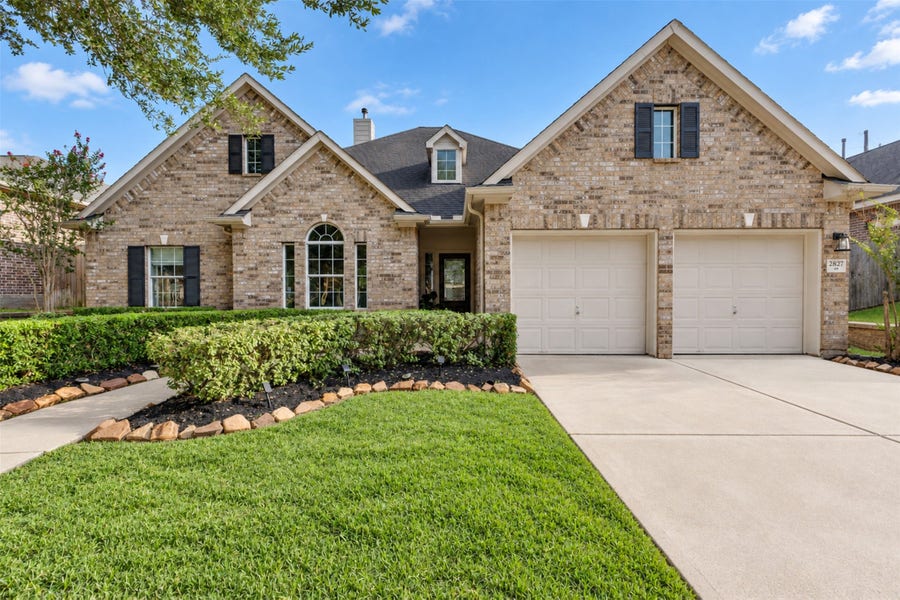 Property photo for 2827 Wimberly Knoll Lane, Richmond, TX