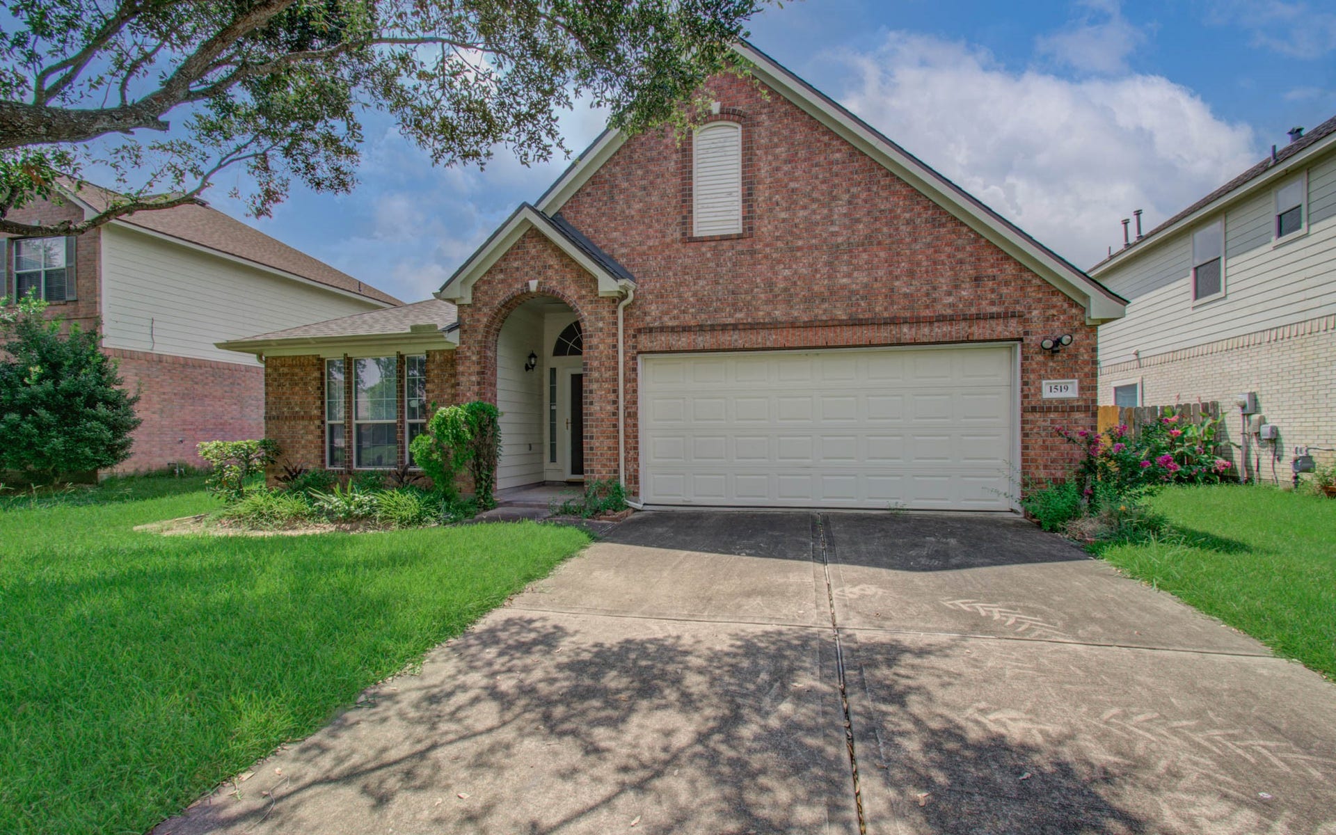 1519 Mustang Xing, Missouri City, TX 77459 1519 Mustang Xing, Missouri City, TX 77459