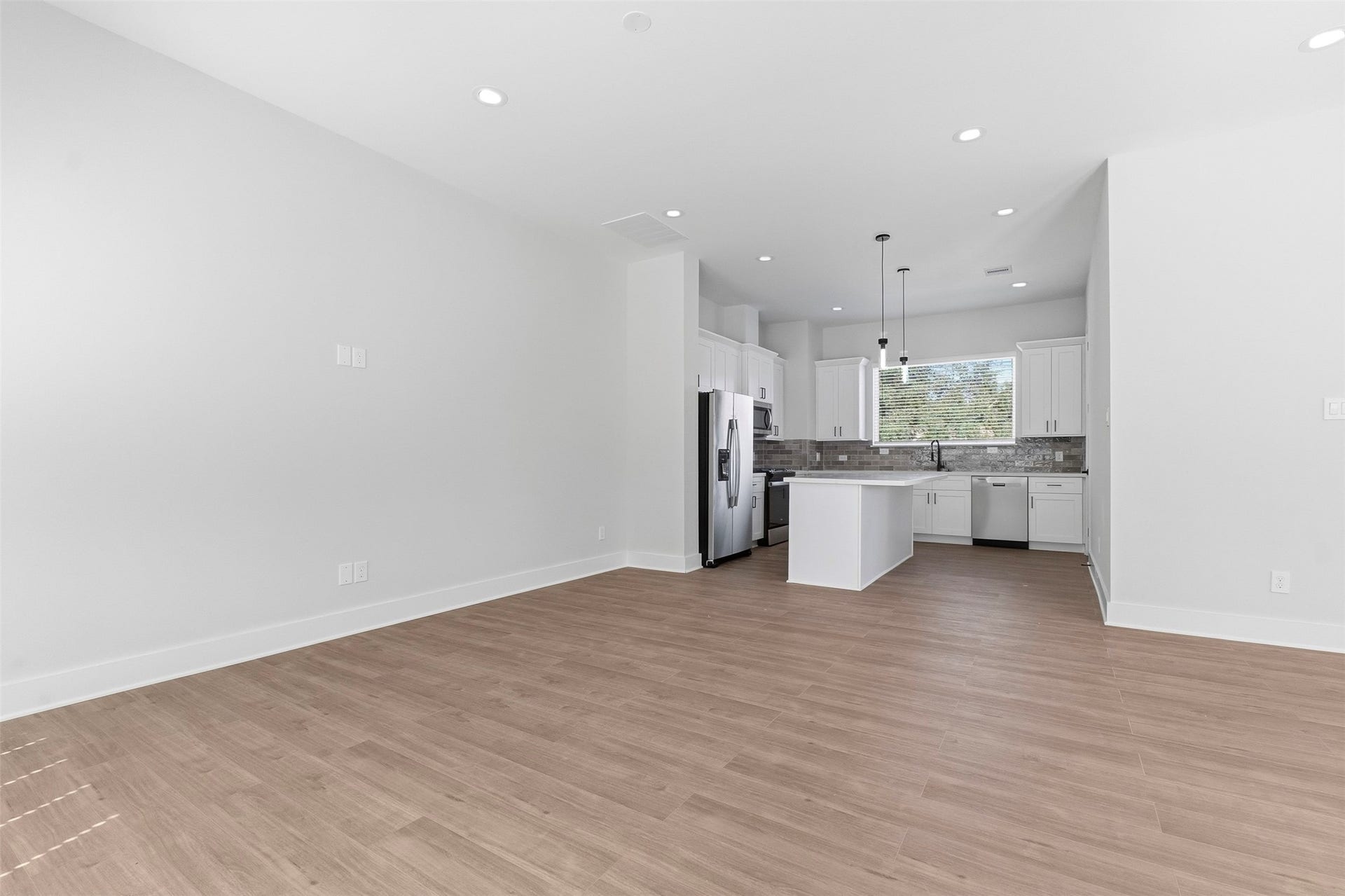 1406 Cedar Post Lane, Houston, TX 77055 1406 Cedar Post Lane, Houston, TX 77055