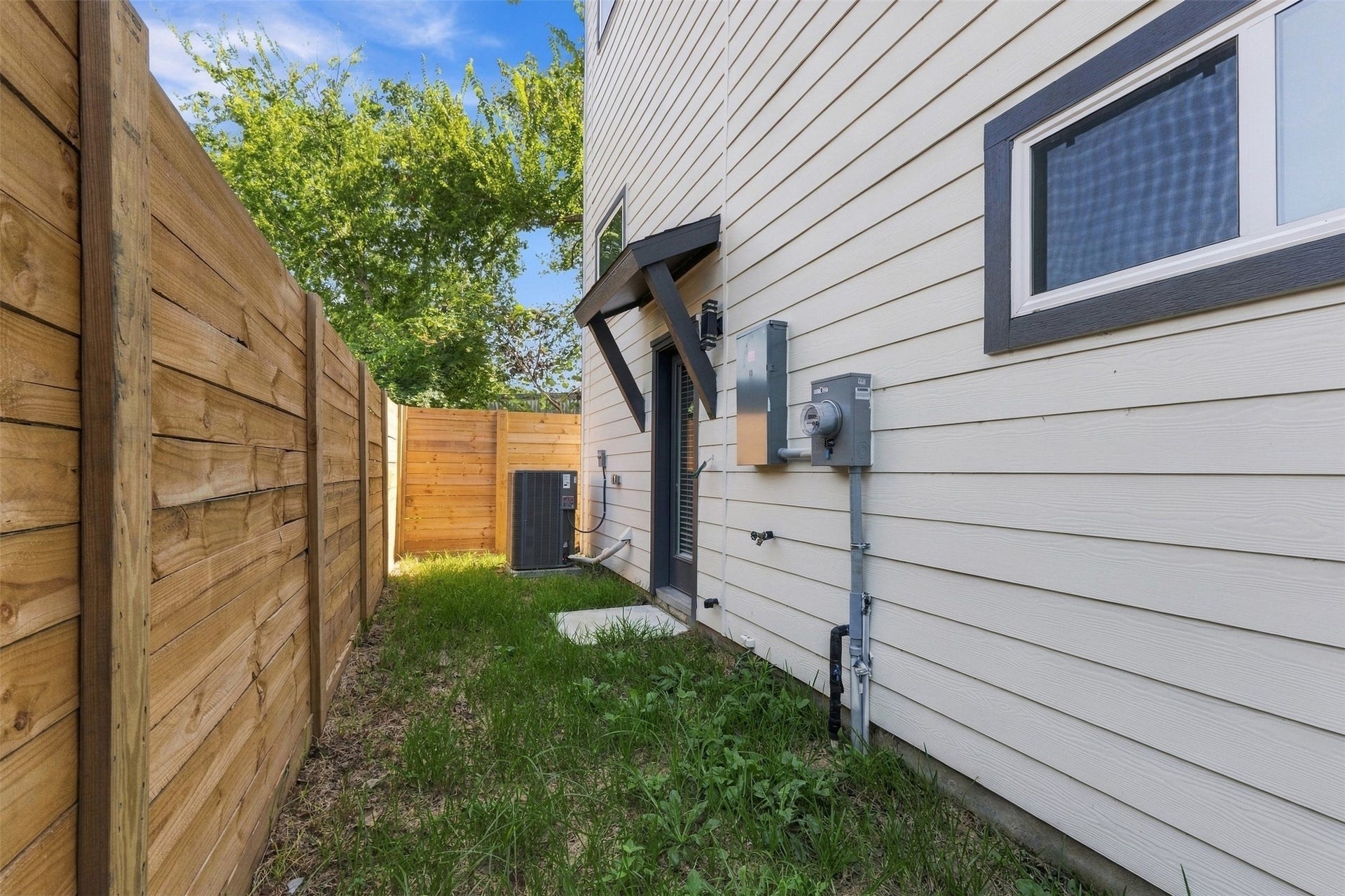 1406 Cedar Post Lane, Houston, TX 77055 1406 Cedar Post Lane, Houston, TX 77055