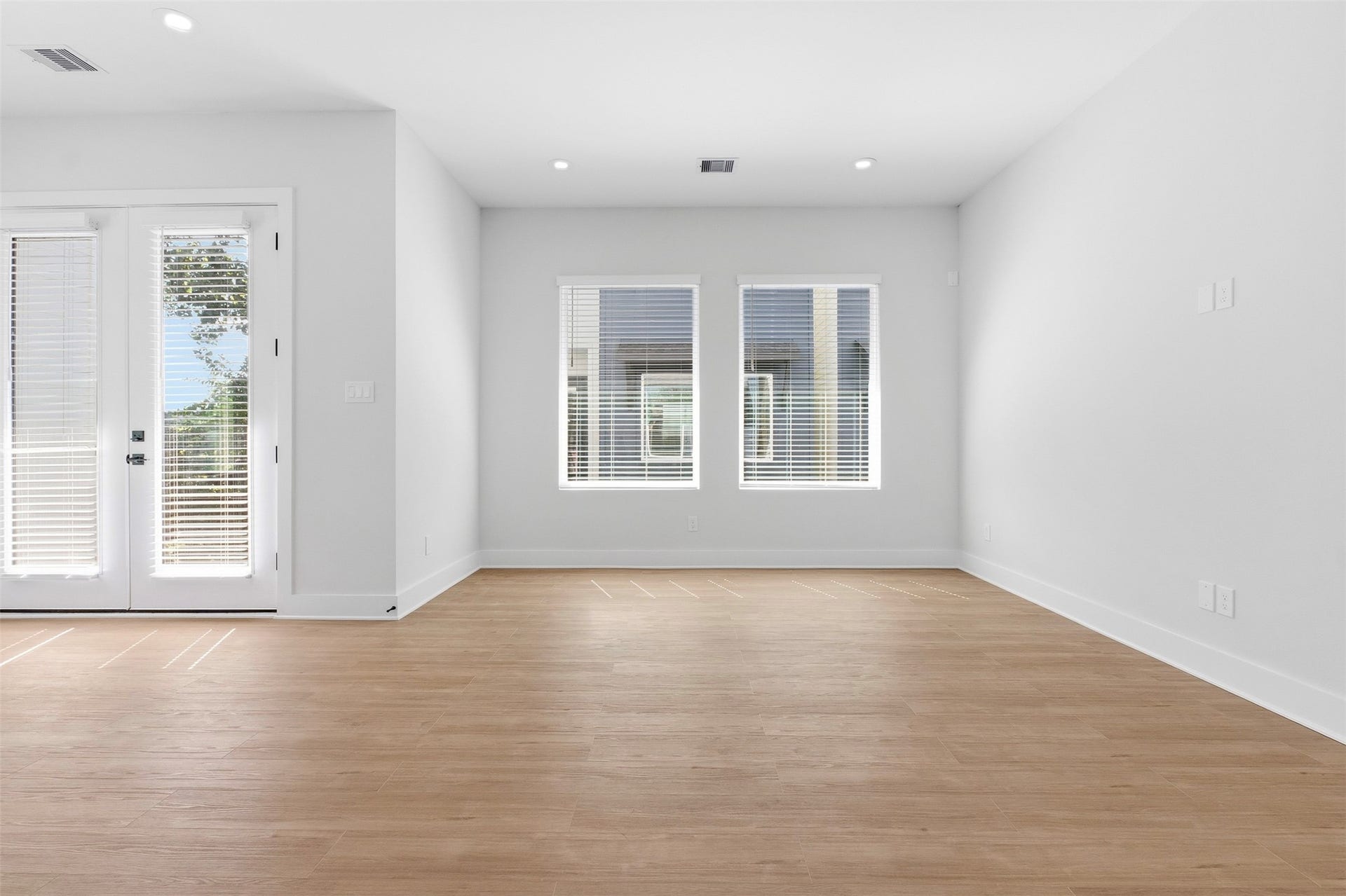 1406 Cedar Post Lane, Houston, TX 77055 1406 Cedar Post Lane, Houston, TX 77055