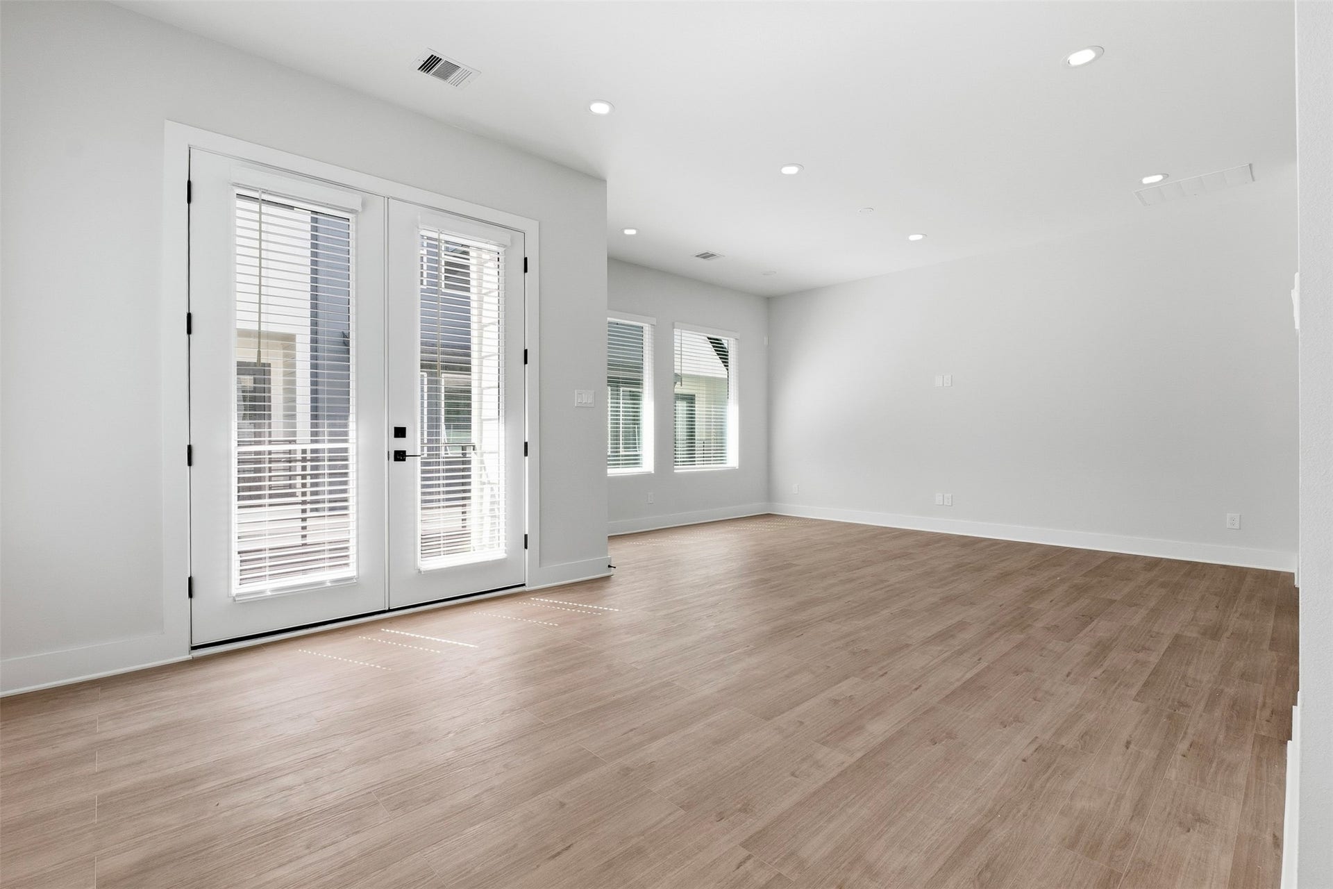 1406 Cedar Post Lane, Houston, TX 77055 1406 Cedar Post Lane, Houston, TX 77055