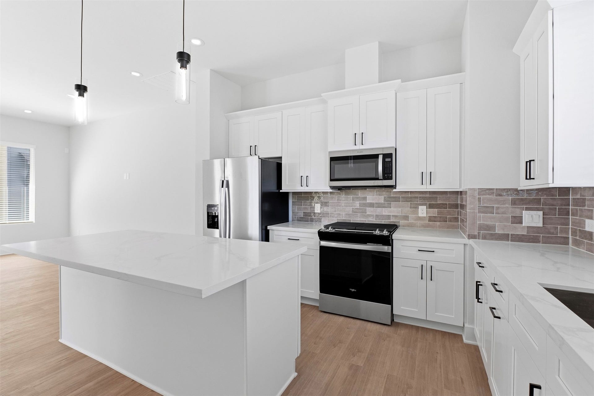 1406 Cedar Post Lane, Houston, TX 77055 1406 Cedar Post Lane, Houston, TX 77055