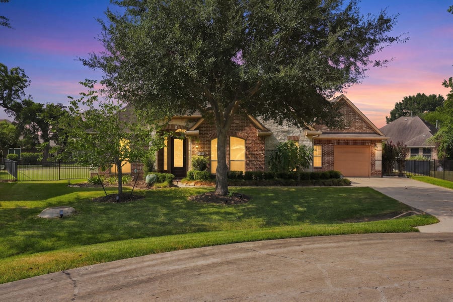 Property photo for 33107 Whickham Circle, Fulshear, TX