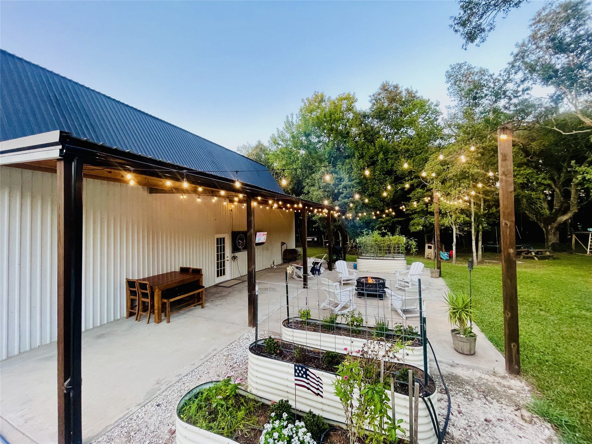 416 County Road 28, Angleton, TX 77515 416 County Road 28, Angleton, TX 77515