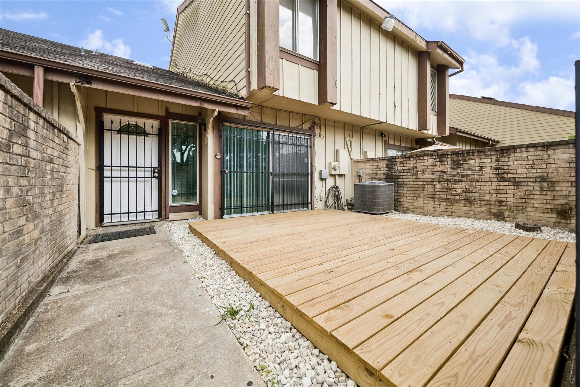 12522 Newbrook Drive, Houston, TX 77072 12522 Newbrook Drive, Houston, TX 77072