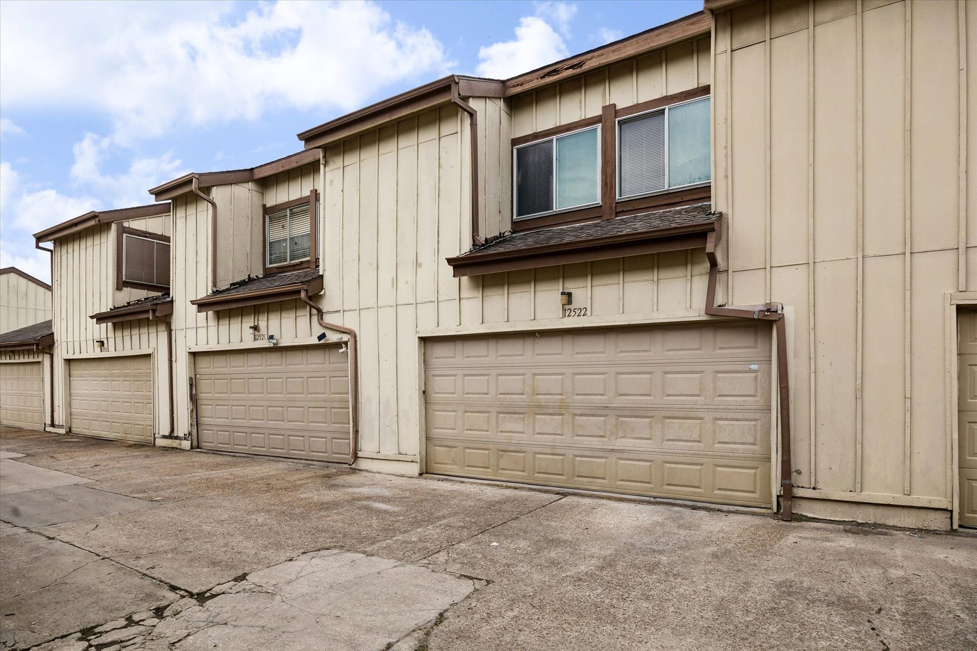 12522 Newbrook Drive, Houston, TX 77072 12522 Newbrook Drive, Houston, TX 77072