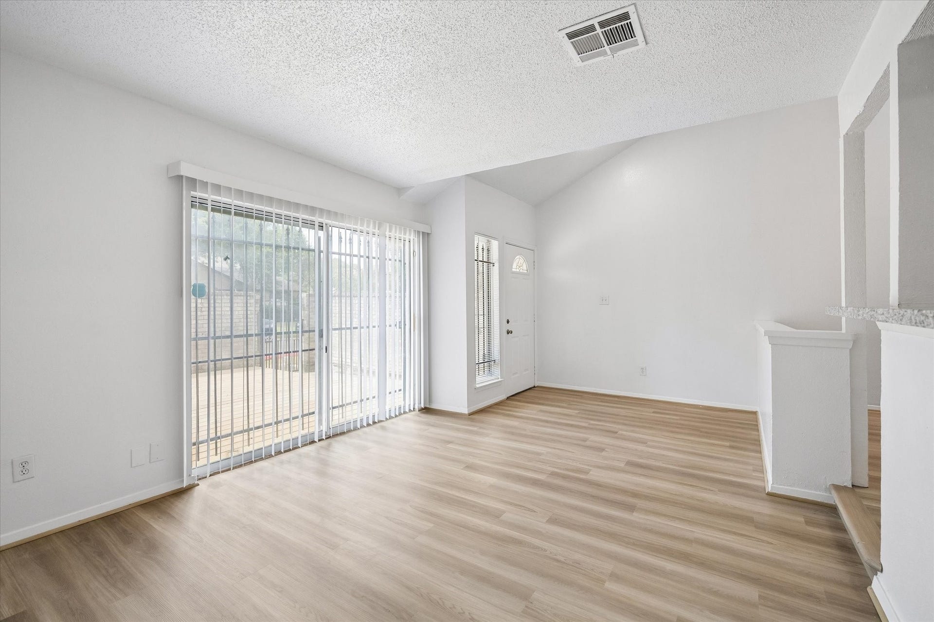 12522 Newbrook Drive, Houston, TX 77072 12522 Newbrook Drive, Houston, TX 77072