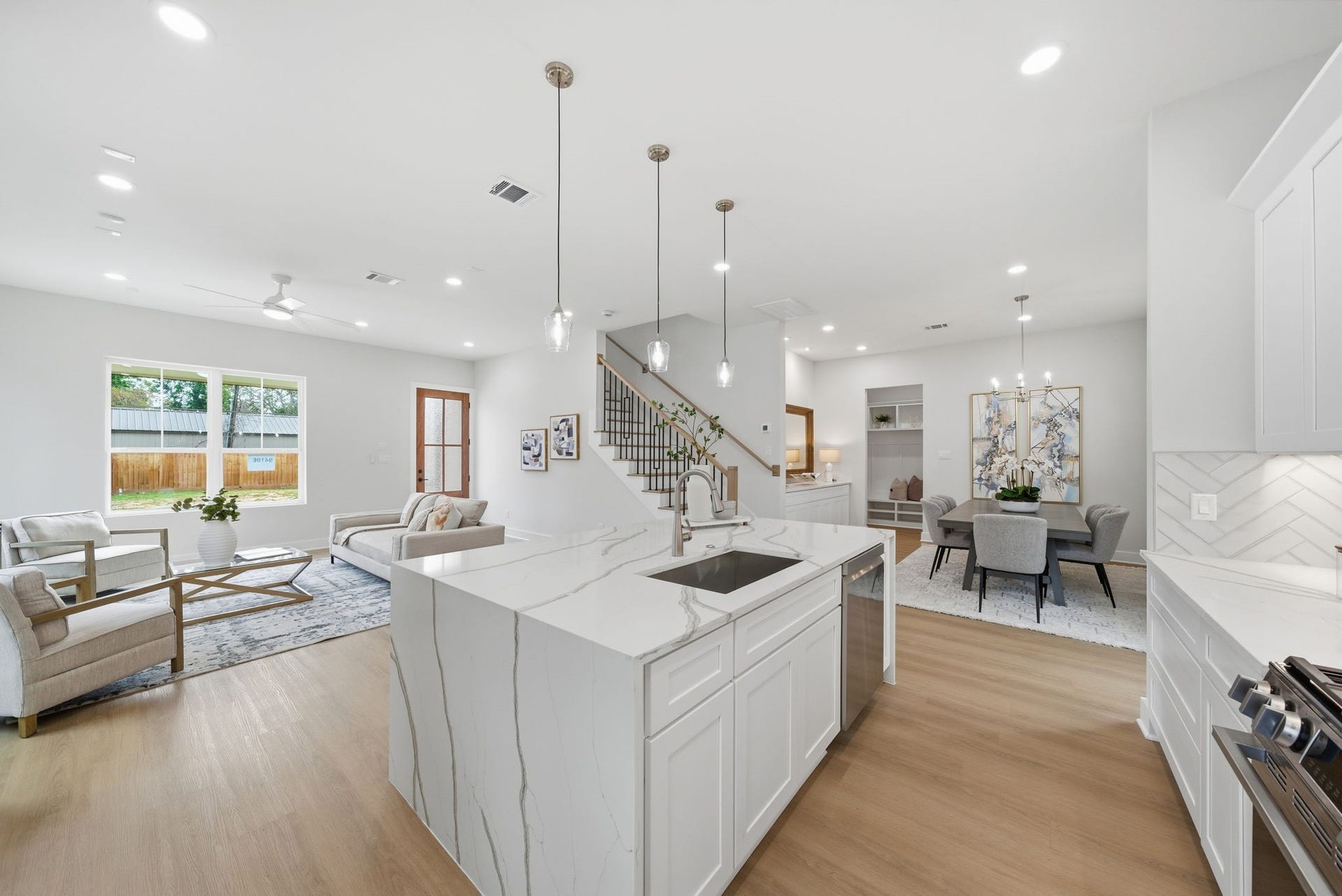 9419 Montridge Drive, #B, Houston, TX 77080 9419 Montridge Drive, #B, Houston, TX 77080