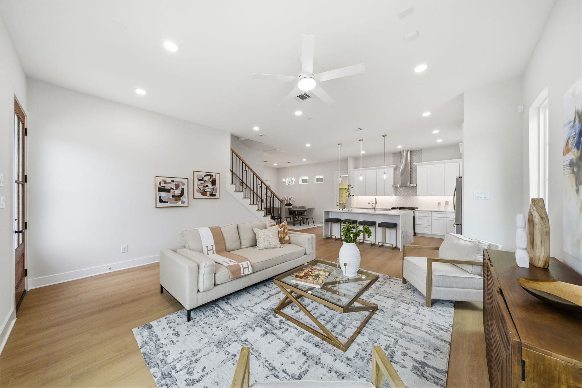 9419 Montridge Drive, #B, Houston, TX 77080 9419 Montridge Drive, #B, Houston, TX 77080