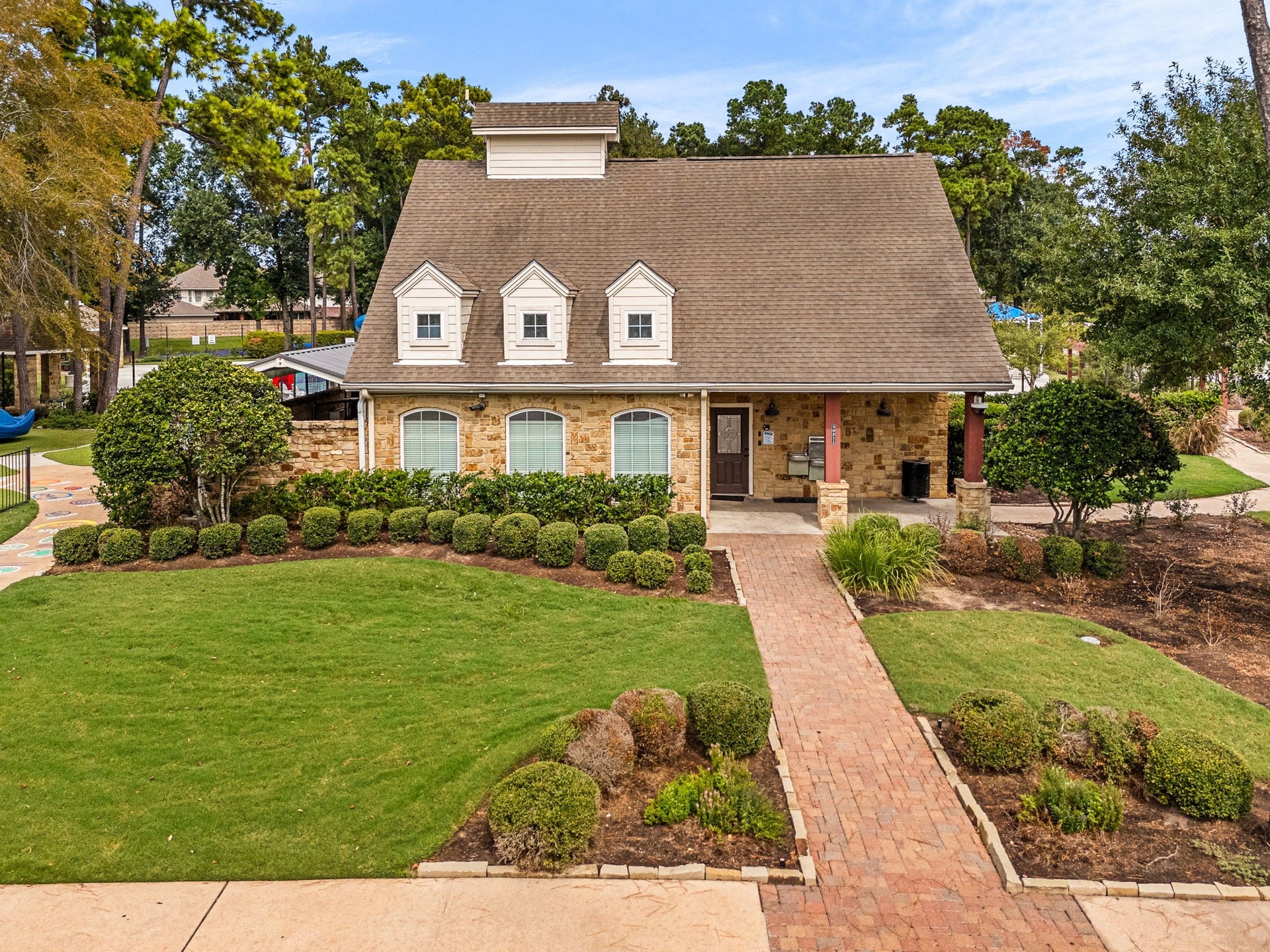 3511 Twin Mills Lane, Spring, TX 77386 3511 Twin Mills Lane, Spring, TX 77386