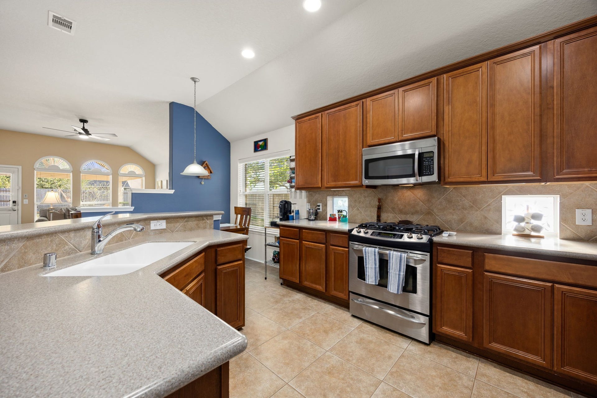 3511 Twin Mills Lane, Spring, TX 77386 3511 Twin Mills Lane, Spring, TX 77386