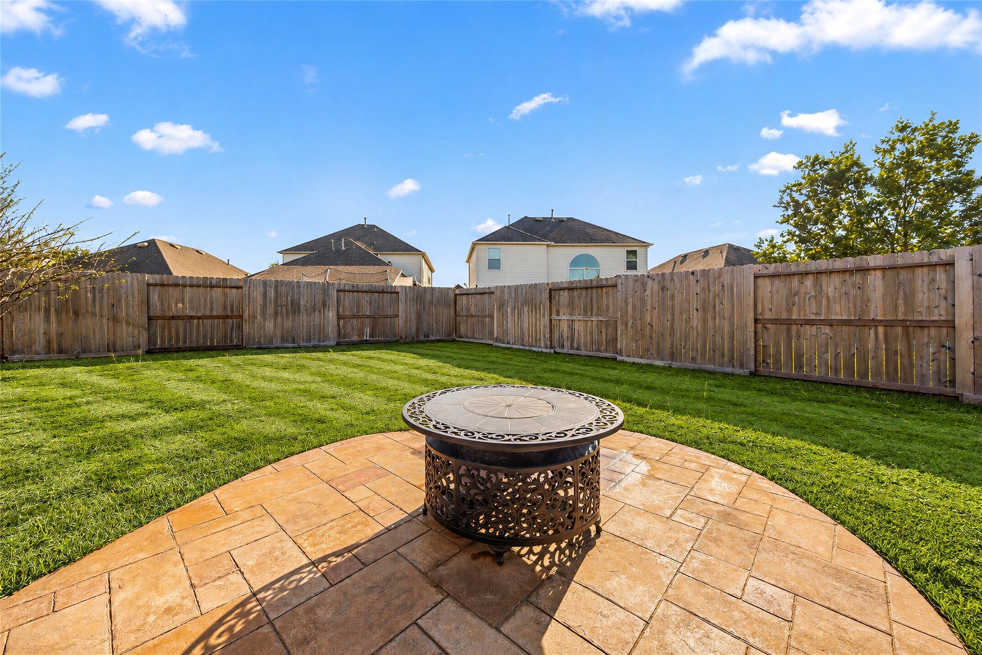 3511 Twin Mills Lane, Spring, TX 77386 3511 Twin Mills Lane, Spring, TX 77386