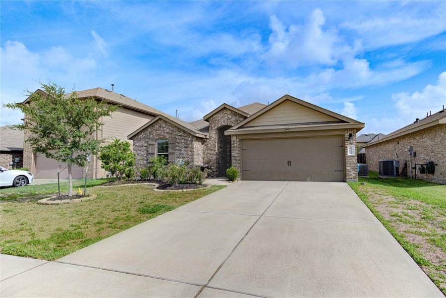 Property photo for 29222 Dunns Creek Court, Katy, TX