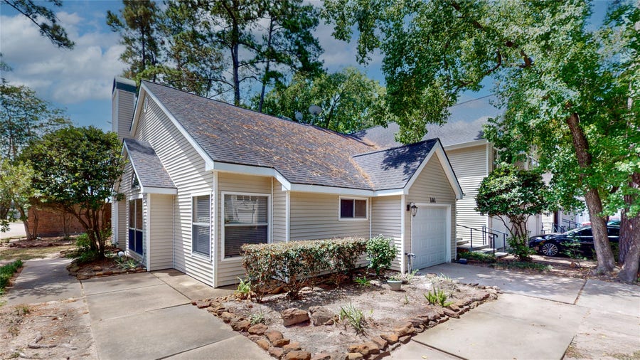 Property photo for 3303 Golden Trails Drive, #101, Houston, TX