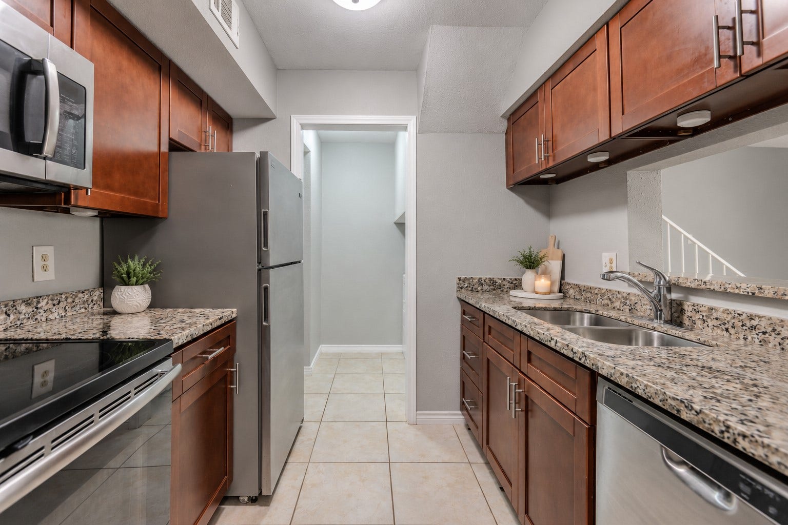 720 Memorial Mews Street, Houston, TX 77079 Unit A
