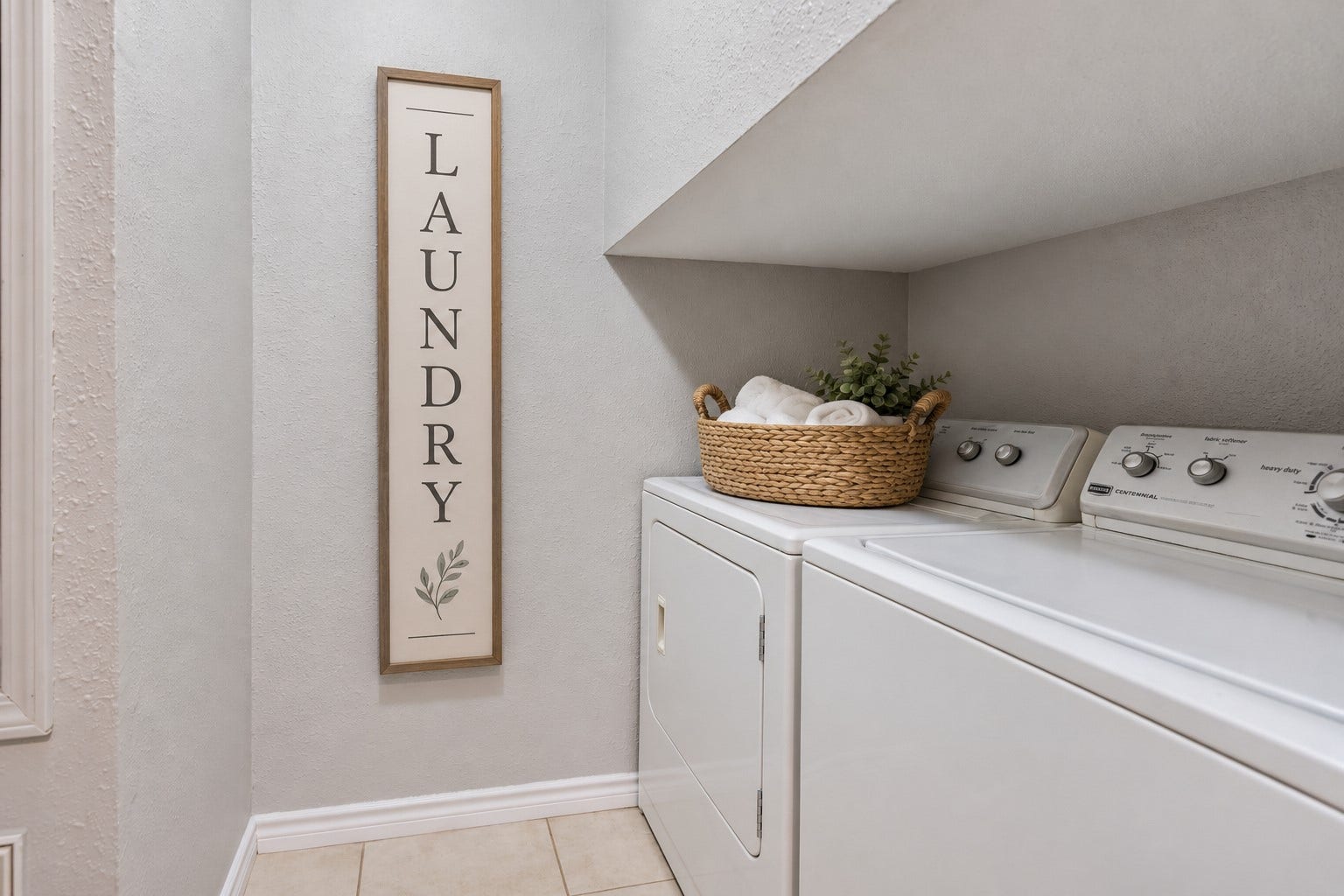 720 Memorial Mews Street, Houston, TX 77079 Washer and Dryer in all units