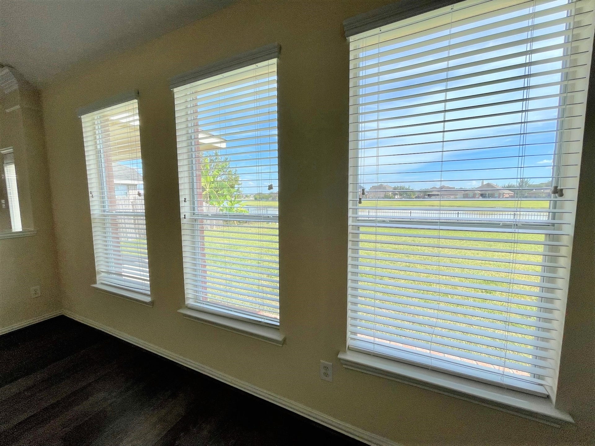 823 Aqua Vista, Richmond, TX 77469 Wonderful water view from downstairs family room