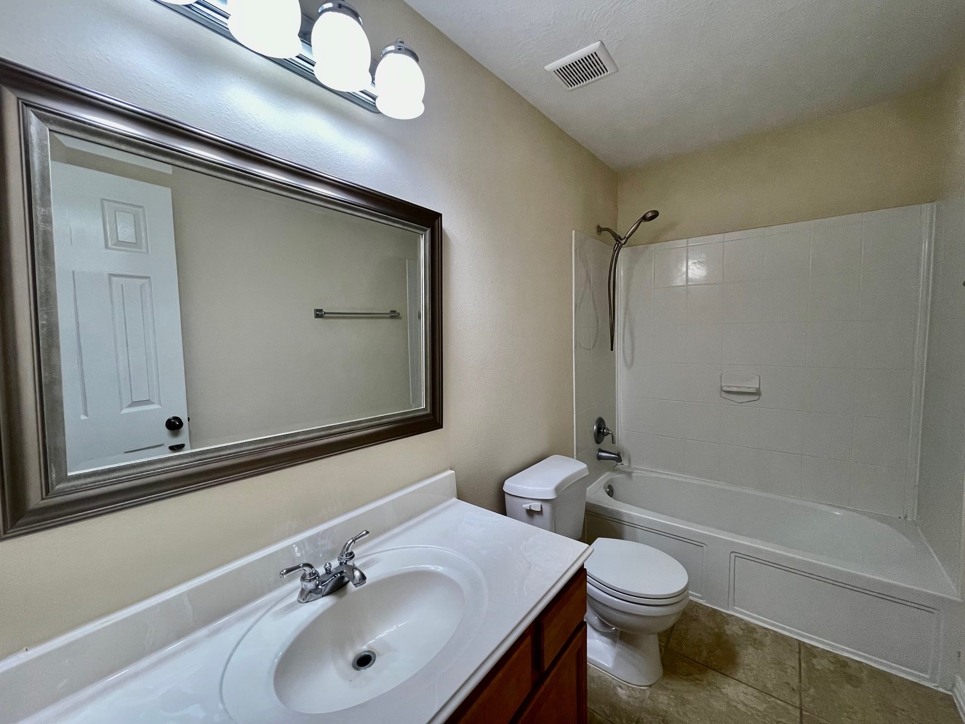 823 Aqua Vista, Richmond, TX 77469 823 Aqua Vista, Richmond, TX 77469