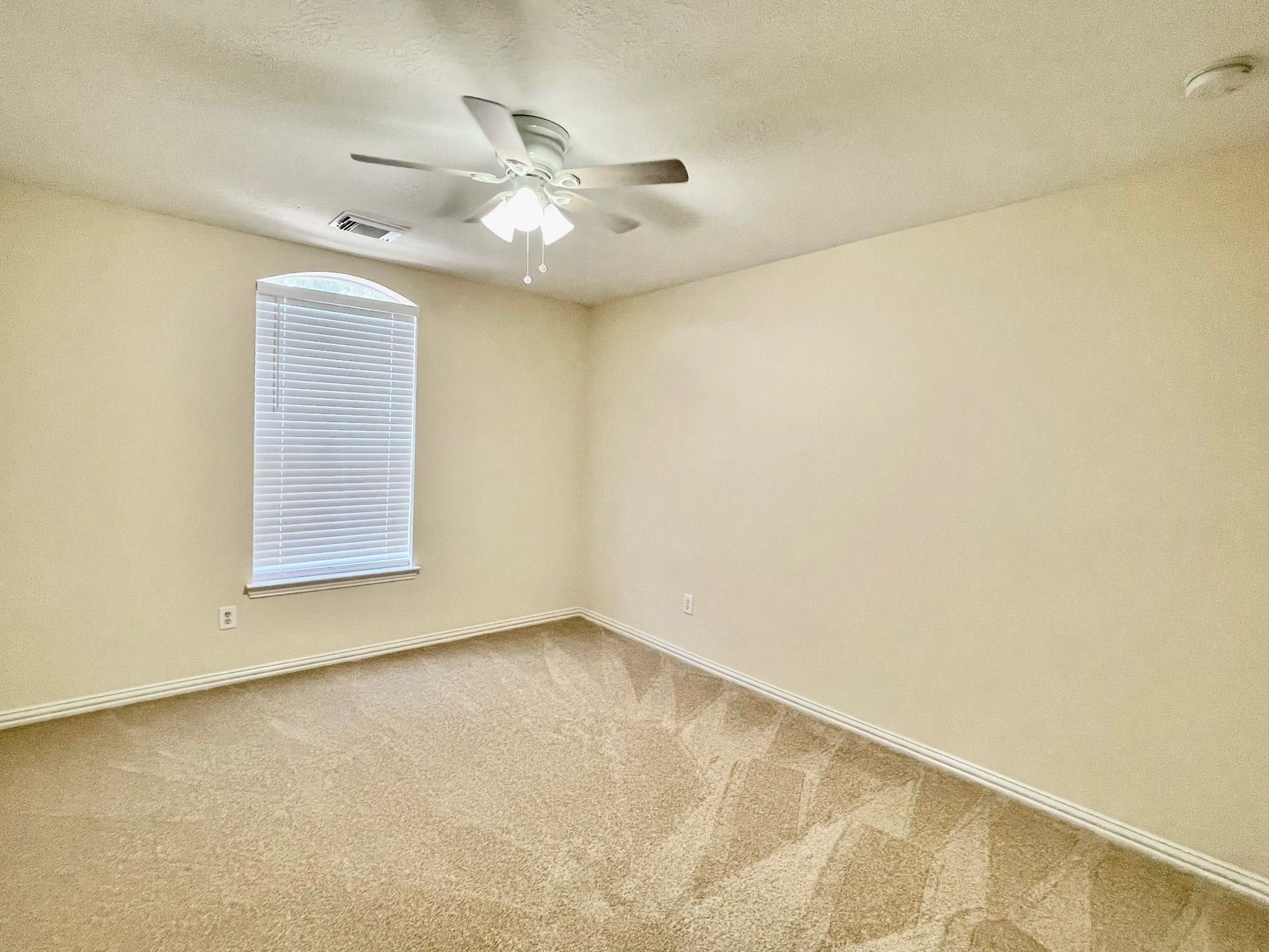 823 Aqua Vista, Richmond, TX 77469 823 Aqua Vista, Richmond, TX 77469