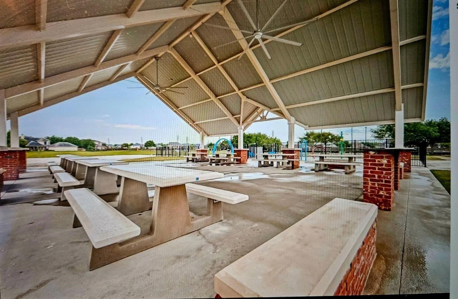 823 Aqua Vista, Richmond, TX 77469 823 Aqua Vista, Richmond, TX 77469