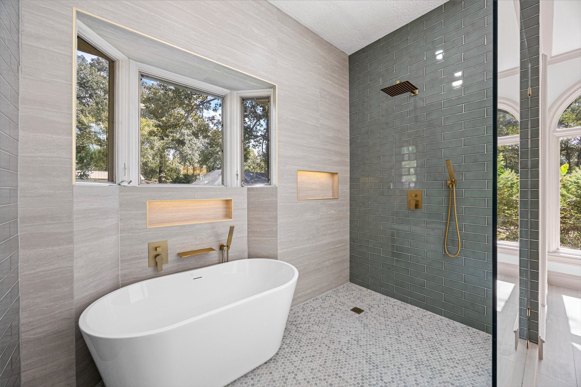 1207 Vista Del Lago Drive, Huffman, TX 77336 1207 Vista Del Lago Drive, Huffman, TX 77336