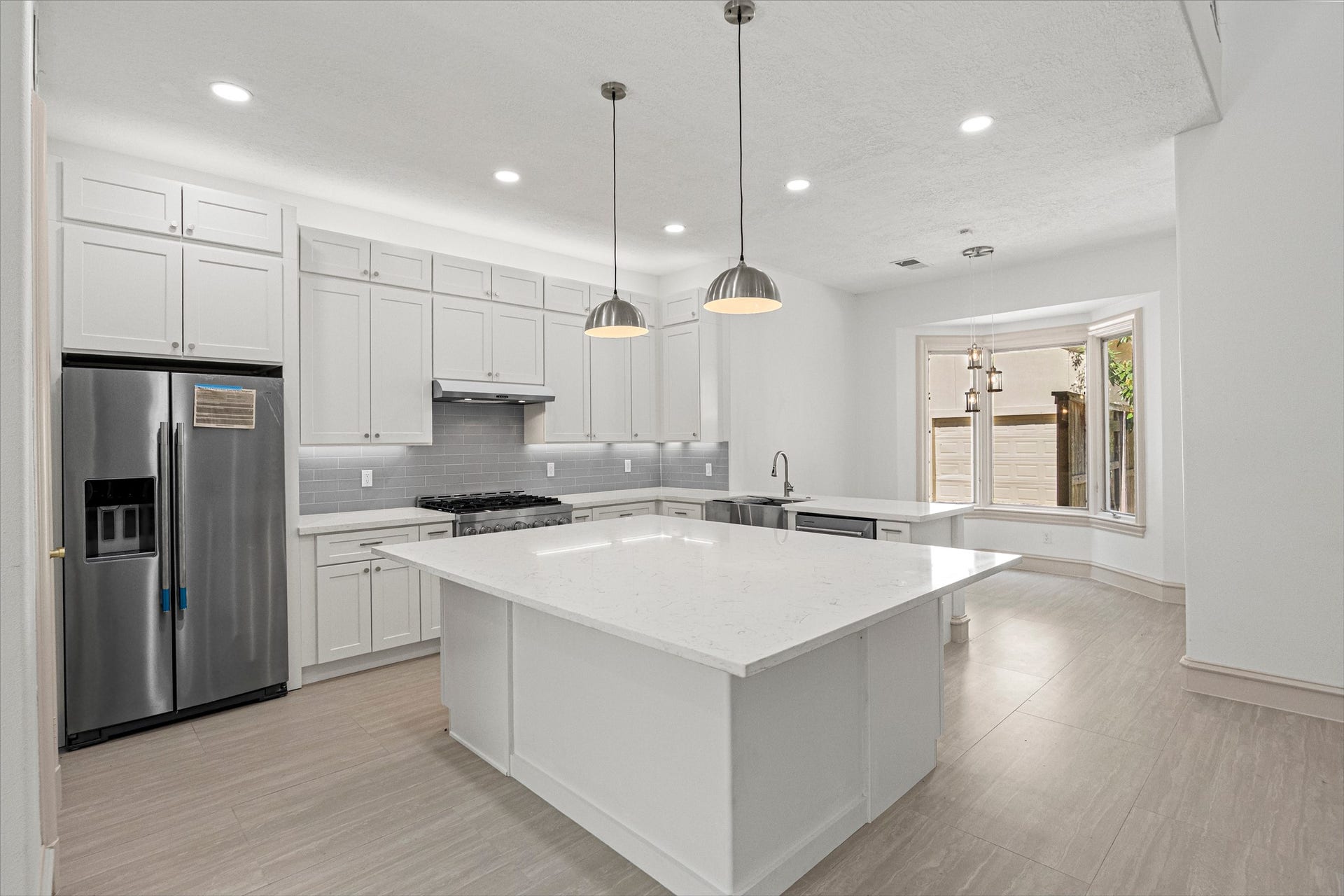 1207 Vista Del Lago Drive, Huffman, TX 77336 1207 Vista Del Lago Drive, Huffman, TX 77336