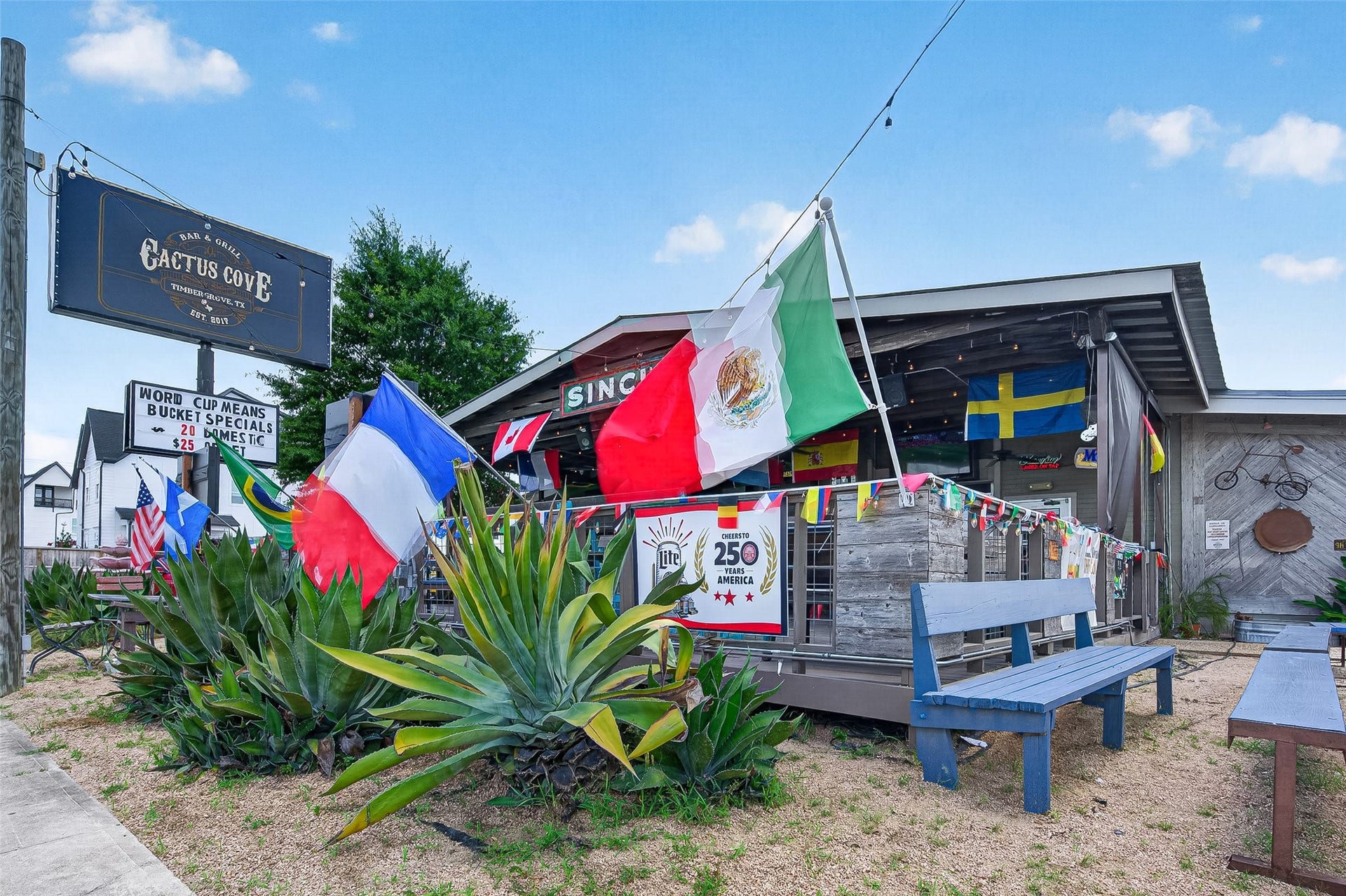3508 Harvest Dance Drive, Houston, TX 77008 Cactus Cove is a popular Hang Out spot in walking distance to 3508 Harvest Dance Dr. Great place to have fun with friends and meet new people.