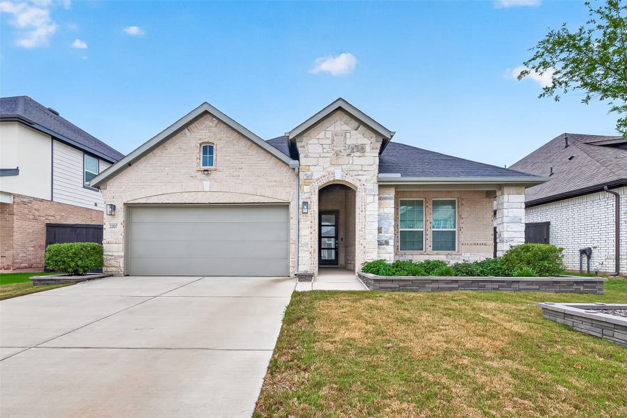 Property photo for 2207 Cool Greens Street, Richmond, TX