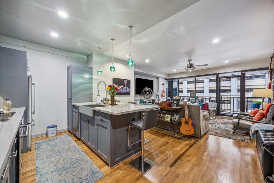 Property photo for 917 Main Street, #506, Houston, TX