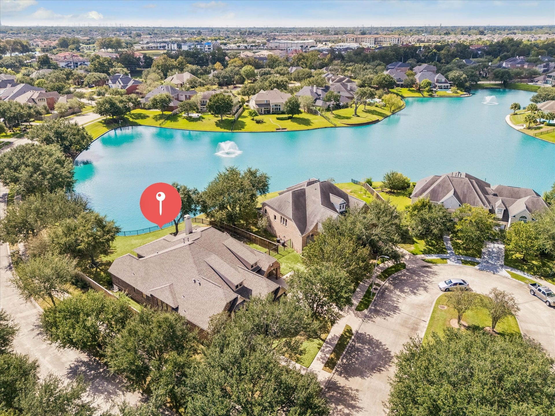 4703 Stonepass Court, Sugar Land, TX 77479 1 Story Home on a Cul-De-Sac!