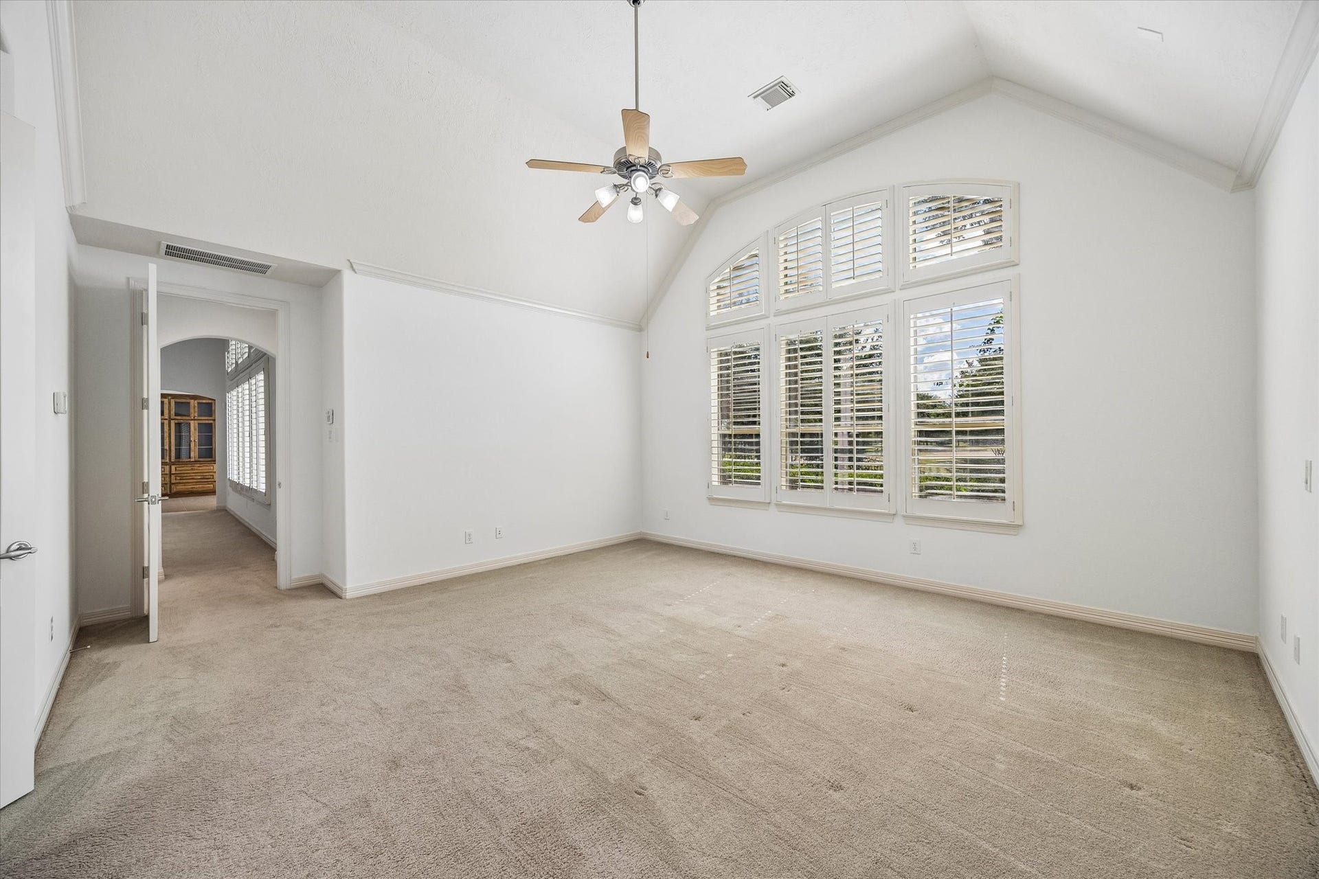 4703 Stonepass Court, Sugar Land, TX 77479 Large Primary Bedroom!