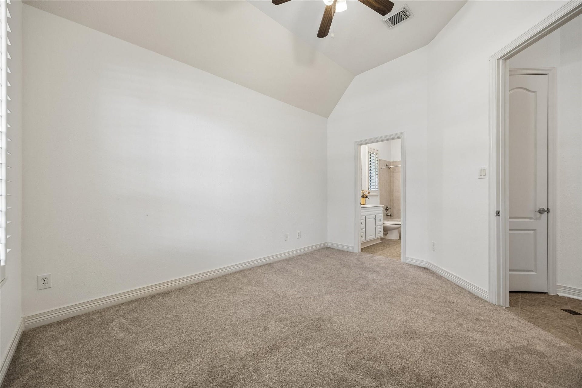 4703 Stonepass Court, Sugar Land, TX 77479 Second Bed!